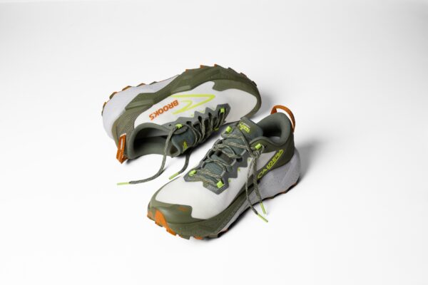 BROOKS Caldera 8 DUSTY OLIVE/LIME/OYSTER – Bild 8