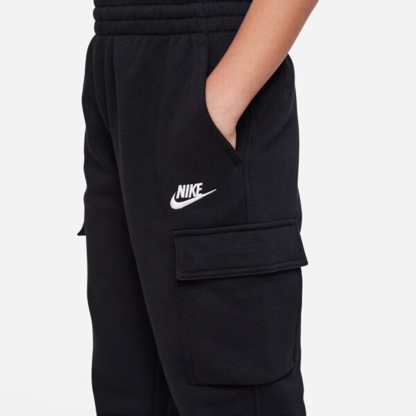 NIKE K NSW CLUB FLC CRGO PNT LBR BLACK/BLACK/WHITE – Bild 4