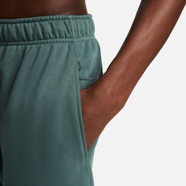 NIKE M NK DF PNT TAPER FA SWSH FADED SPRUCE/MICA GREEN – Bild 3