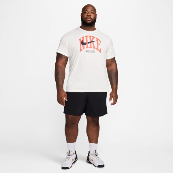 NIKE M NK DF TEE MODERN FITNESS SUMMIT WHITE – Bild 4