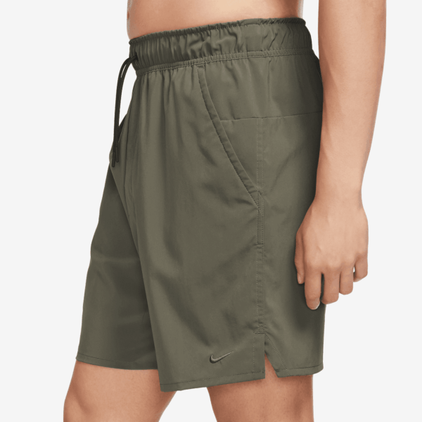 NIKE M NK DF UNLIMITED WVN 7IN UL MEDIUM OLIVE/BLACK/MEDIUM OLIV – Bild 4