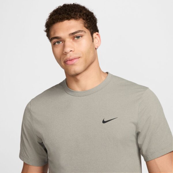NIKE M NK DF UV HYVERSE SS DARK STUCCO/BLACK – Bild 3