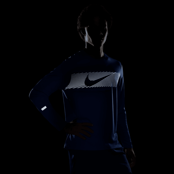 NIKE M NK DF UV MILER TOP LS FLASH COURT BLUE/REFLECTIVE SILV – Bild 5