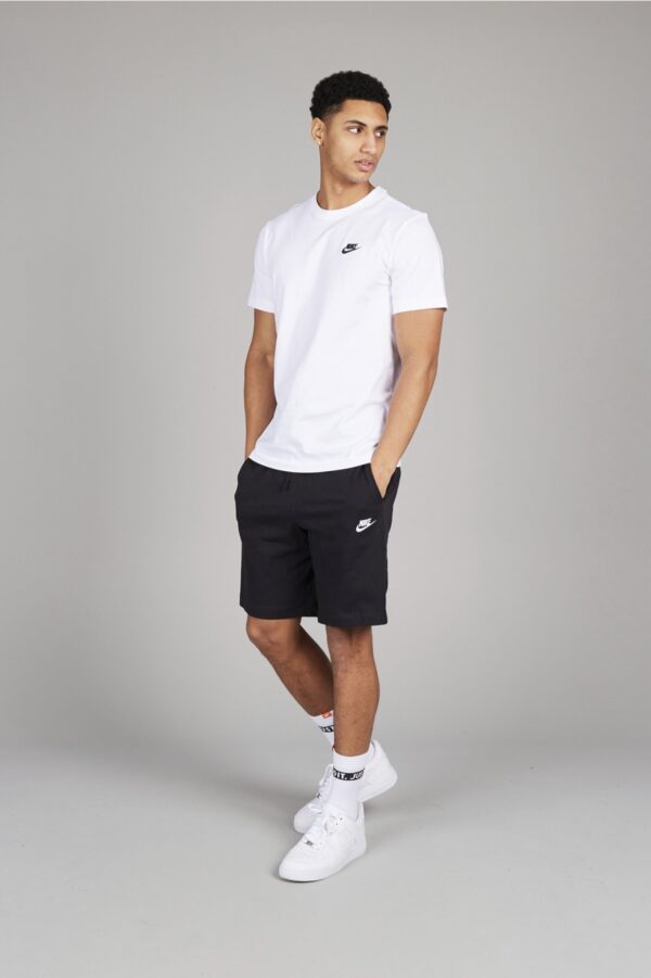 NIKE M NSW CLUB TEE WHITE/BLACK – Bild 8