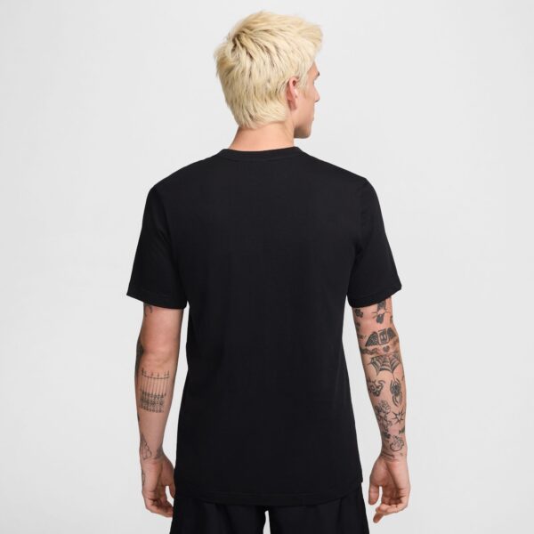 NIKE M NSW SW AIR GRAPHIC TEE BLACK/METALLIC GOLD – Bild 2
