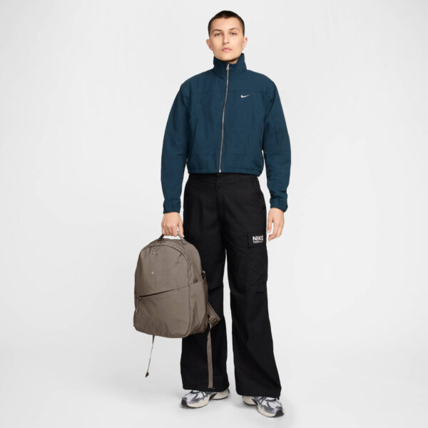 NIKE NK AURA BKPK MINK BROWN/MINK BROWN/MATTE SI – Bild 3