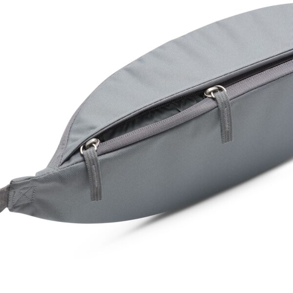 NIKE NK HERITAGE WAISTPACK - FA21 SMOKE GREY/SMOKE GREY/SUMMIT W – Bild 5