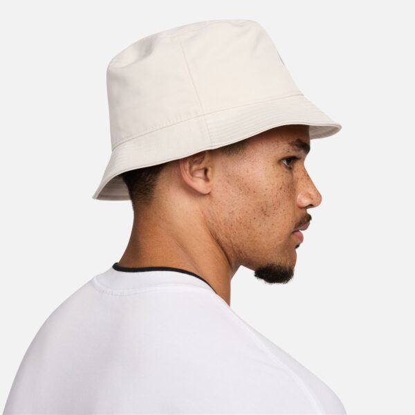 NIKE U NK APEX BUCKET SQ SWSH L LT OREWOOD BRN/SAIL – Bild 3