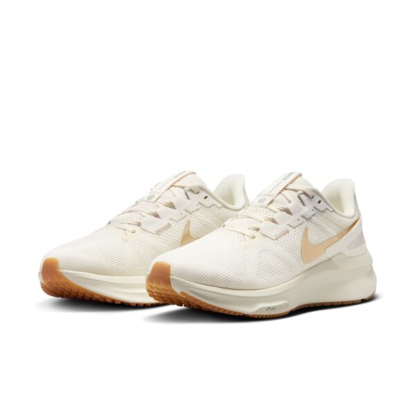 NIKE W NIKE AIR ZOOM STRUCTURE 25 PHANTOM/METALLIC GOLD-WHITE – Bild 6