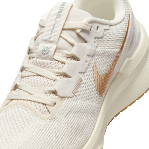 NIKE W NIKE AIR ZOOM STRUCTURE 25 PHANTOM/METALLIC GOLD-WHITE – Bild 7