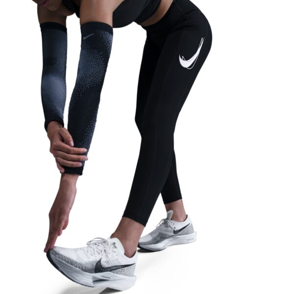 NIKE W NK FAST DF MR 7/8 TGT SW BLACK – Bild 6