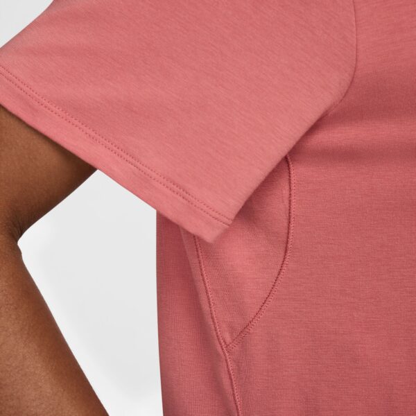 NIKE W NK ONE RELAXED DF SS TOP CANYON PINK/BLACK – Bild 4