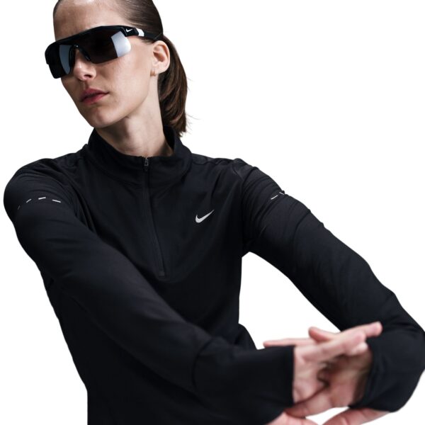 NIKE W NK SWIFT DF UV HZ TOP BLACK/REFLECTIVE SILV – Bild 5