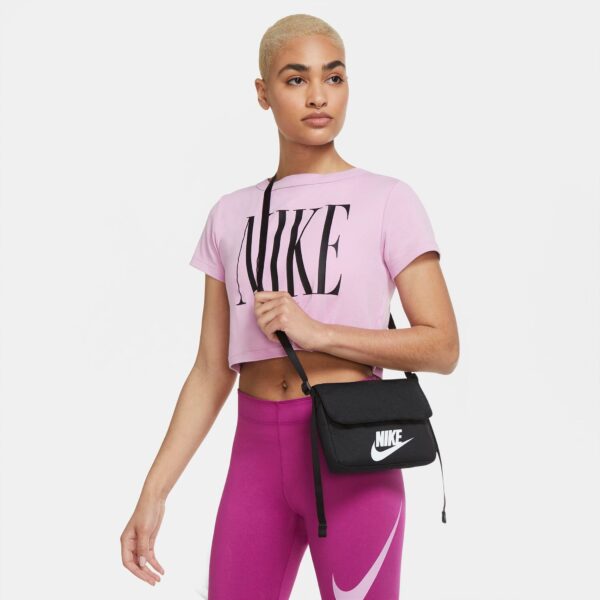 NIKE W NSW FUTURA 365 CROSSBODY BLACK/BLACK/WHITE – Bild 7
