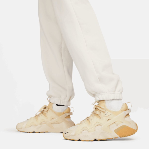 NIKE W NSW PHNX FLC HR OS PANT LT OREWOOD BRN/SAIL – Bild 6