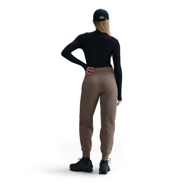 NIKE W NSW TCH FLC MR JGGER 2 MINK BROWN/BLACK – Bild 2