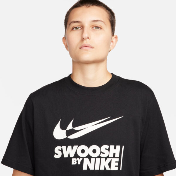NIKE W NSW TEE BF GLS BLACK/SAIL – Bild 3