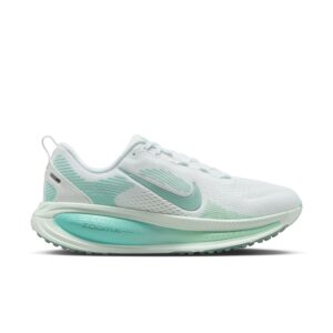 NIKE W NIKE VOMERO 18 WHITE/CANNON-BLEACHED TURQ-MIN