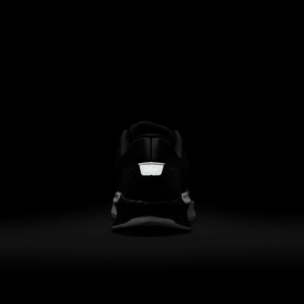 NIKE AIR MAX BIA BLACK/WHITE – Bild 3