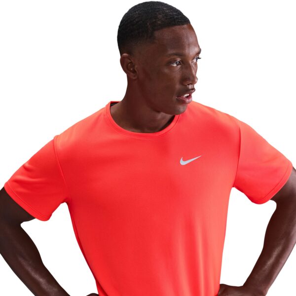 NIKE M NK DF UV MILER SS BRIGHT CRIMSON/REFLECTIVE SILV – Bild 3
