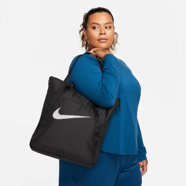 NIKE NK GYM TOTE BLACK/BLACK/WHITE – Bild 2