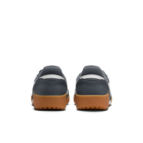 NIKE NIKE TERRA MANTA DARK GREY/WHITE-GUM LIGHT BROW – Bild 2